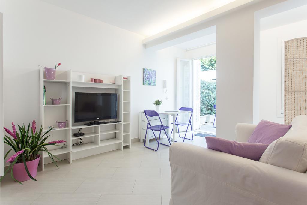 Mondello Suites Feels Like Home المظهر الخارجي الصورة