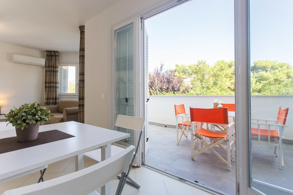 Mondello Suites Feels Like Home المظهر الخارجي الصورة